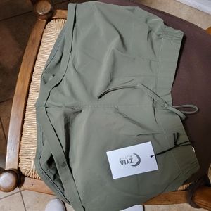 Zyia olive summer shorts